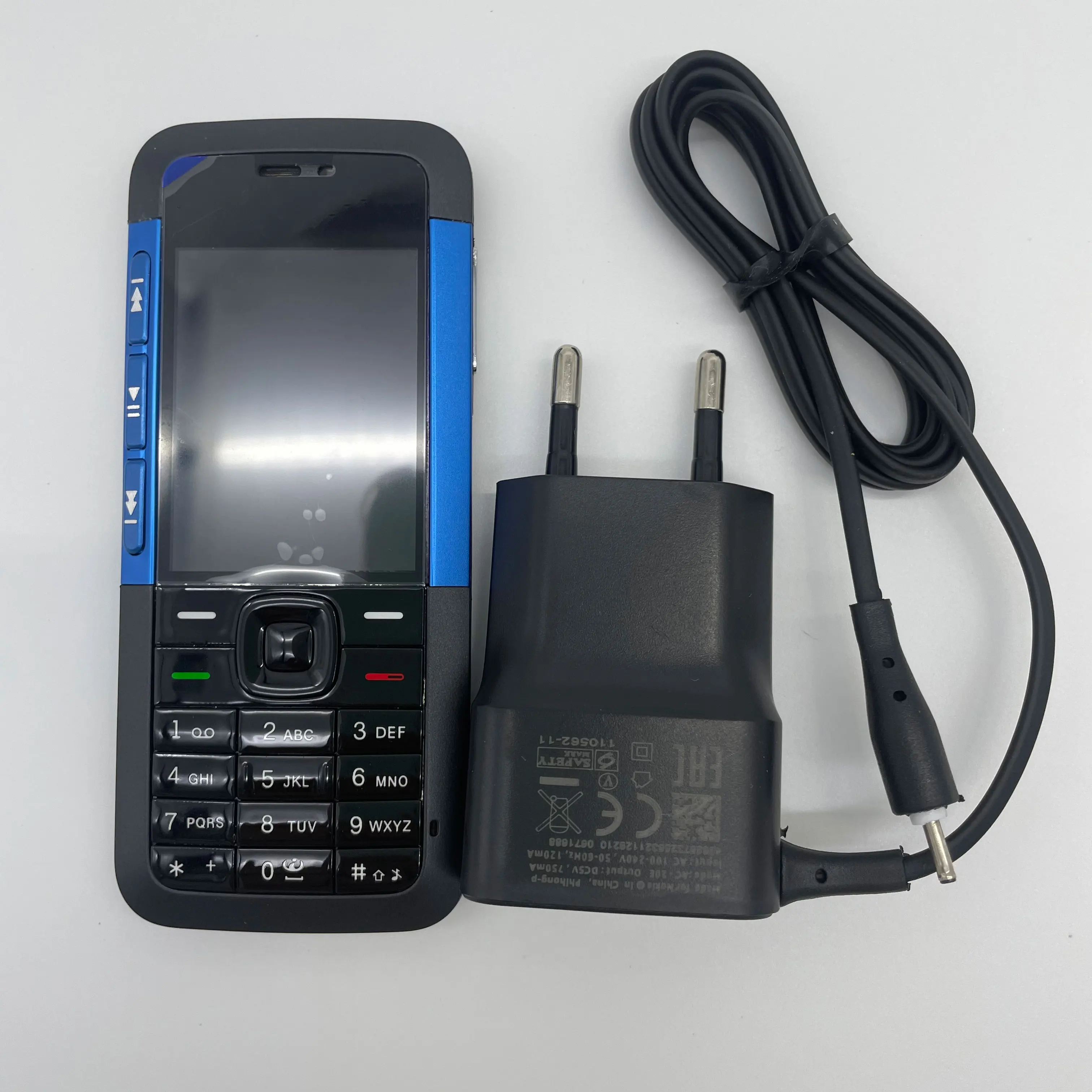 هاتف XpressMusic المحمول غير مقفول 5310، كاميرا 2.0 ميجابكسل، اتصال بلوتوث، تصميم أنيق، حالة عمل جيدة