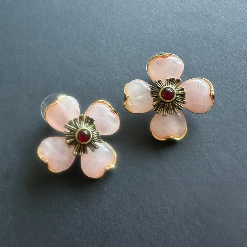 

VKVVA Fashion Jewelry Rose Quartz Heart Flower Necklace and Earrings Set for Women Birthday Gifts, Unique Gift