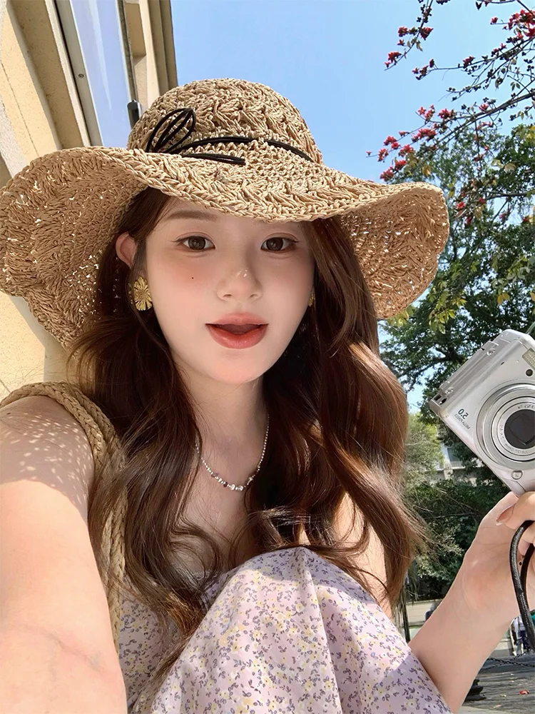 قبعة من القش المنسوج المجوف للنساء لقضاء العطلات الصيفية وقبعة شمس من القش قابلة للطي