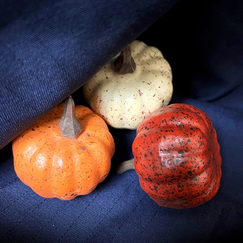 Simulation 4.5cm Small Pumpkin Decorations Halloween Christmas Home Party Desktop Layout Fruit Vegetable Crafts Photograph Prop