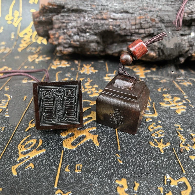 Lightning-Struck Jujube Wood Mini Seal Taishang Laojun Laozi Supreme Lord Stamp Amulet Taoist Protective Charm Unisex Accessory