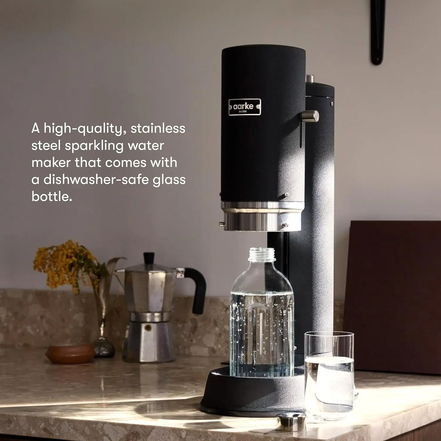 Pro, Sparkling & Carbonation Water Machine, Stainless Steel with Glass Reusable Bottle Volume 800 mL (Matte Black)