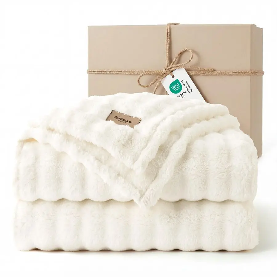 

3D Fleece Bubble Blanket GentleSoft White Queen Blanket for Bed Sofa Room Decor Luxury Soft Cozy Gifts for Women, Lightweight,
