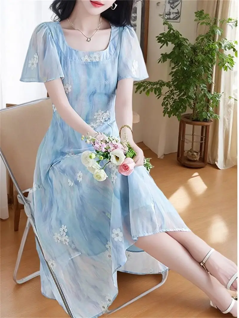 Abito longuette ricamato floreale blu di lusso - Abiti eleganti a maniche corte dimagranti firmati Parisian Summer 2025 G118