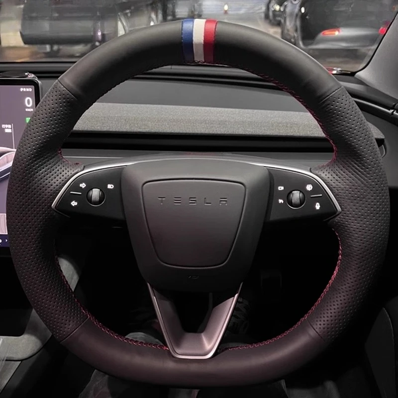 

100% подходит для Tesla modelo 3 Highland 2024 2025, прошитый вручную черный нескользящий чехол на руль автомобиля из натуральной кожи