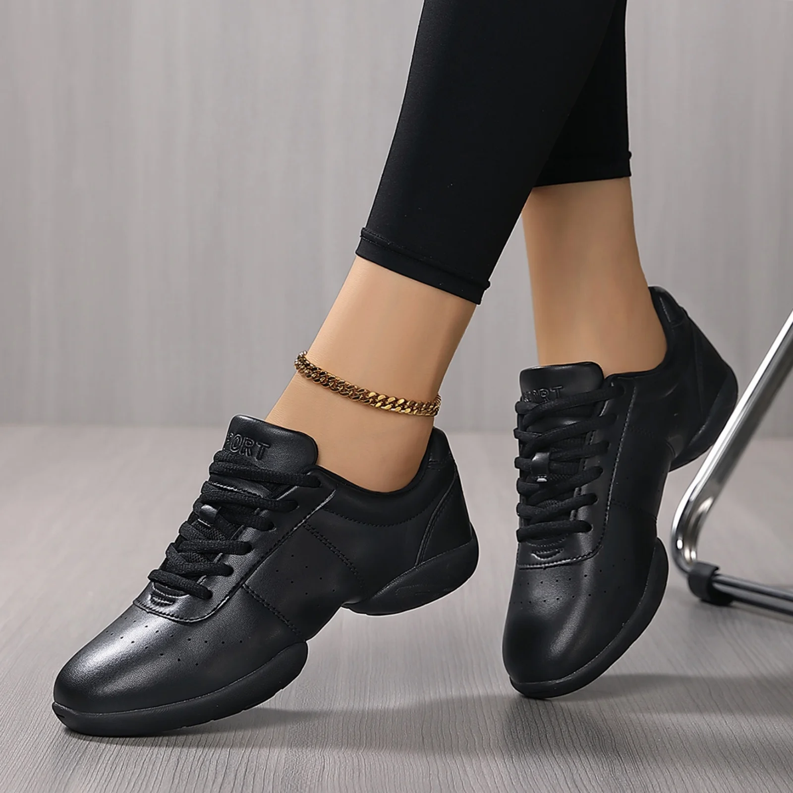 610Women's Leather Sports Shoes Lightweight Cheerleading Aerobics Sneakers Youth Teen Girls Non-slip Fitness Gym_desvips.com