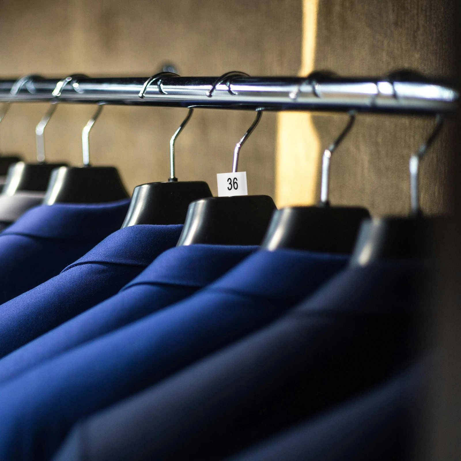 

150 Pcs Clothes Hanger Tags Size Markers Plastic Garment Accessories Rack Labels Dividers Storage Organization Tools