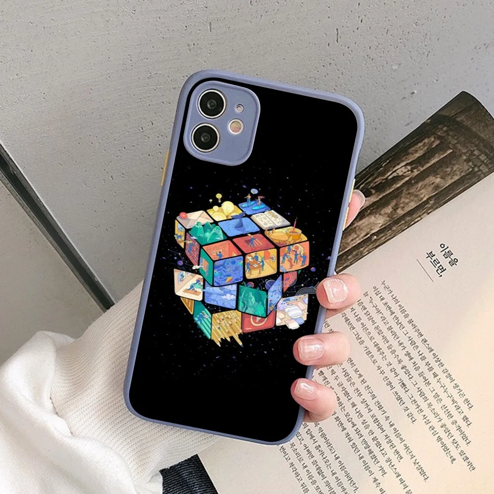 Funny-R-Rubiks-C-Cube Phone Case for iPhone 14 11 12 13 Mini Pro Max 8 7 Plus X XR XS MAX Translucent Matte Cover