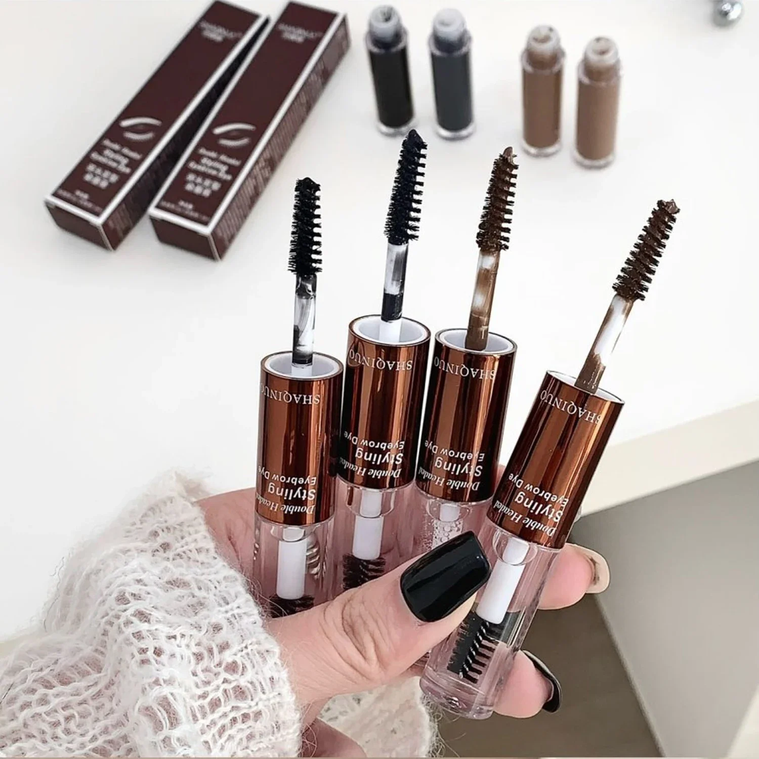 Doppelkopf Flüssige Augenbrauencreme Wasserdicht Transparent Styling Nicht verschmieren Färben Augenbrauen Tattoo Tönung Augenbrauen Mascara Make-up
