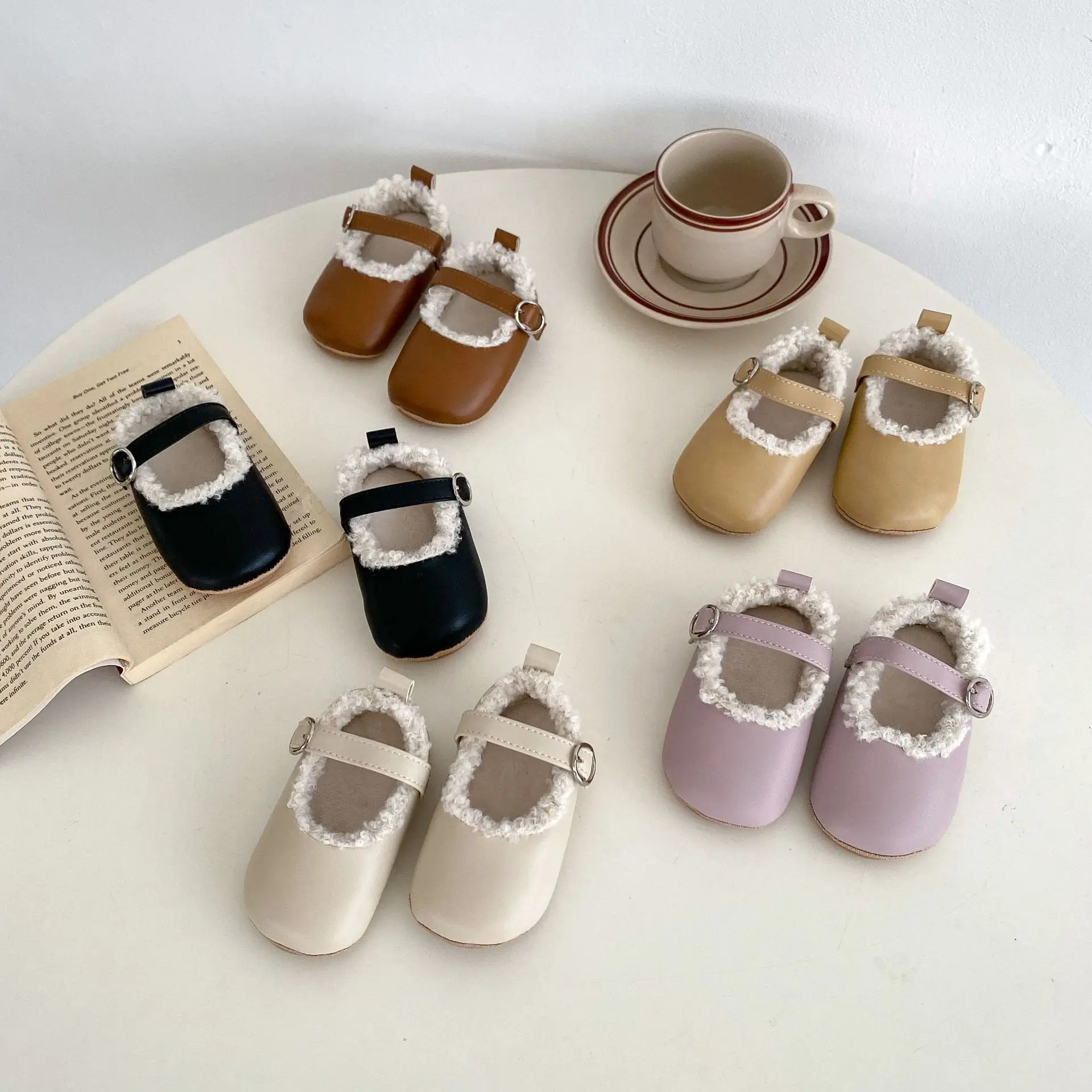 

2025 Winter Baby Shoes Warm Cotton Non-Slip Soft Sole Durable Unisex Solid Color Multiple Colors 0-18 Months​