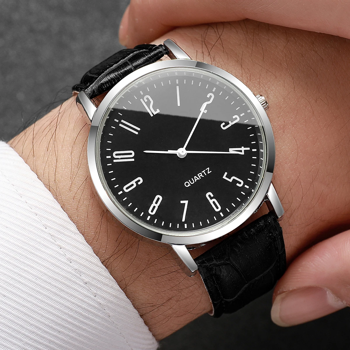 4 Pcs/set Men's Fashion Casual Business Watches Analog Leather Bracelet Quartz Watch for Men Men's Watch (Without Box)