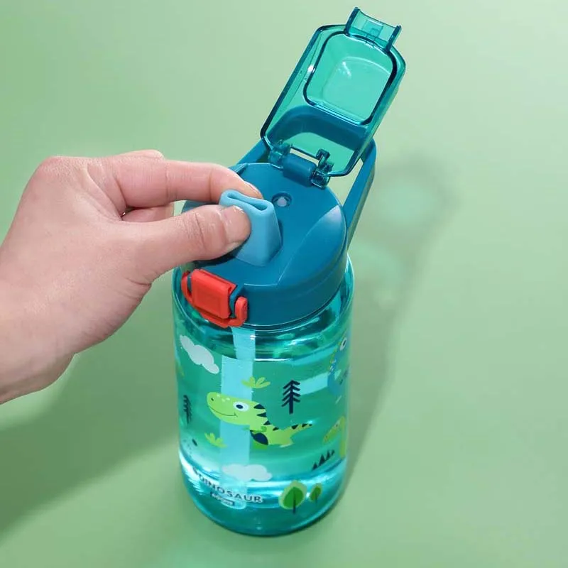 600ml Dinosaur Water Bottle For Kids Water Sippy Cup With Silicone Straw Leakproof Plastic Water Bottles Summer Kids Water Cup