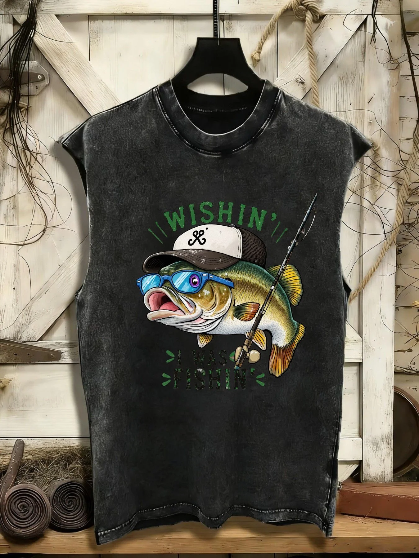 100% Sleeveless Tank Top, 210G Washed Tank Top, Printed with Fishing Bass Pattern 