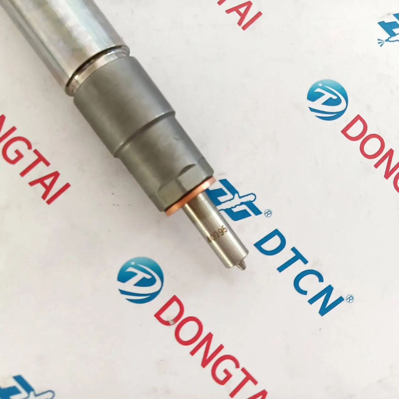 Injetor Common Rail original 0445110522 , 35062016 F, 68211302 AA para J-eep Grand Cherokee Ram 3.0L