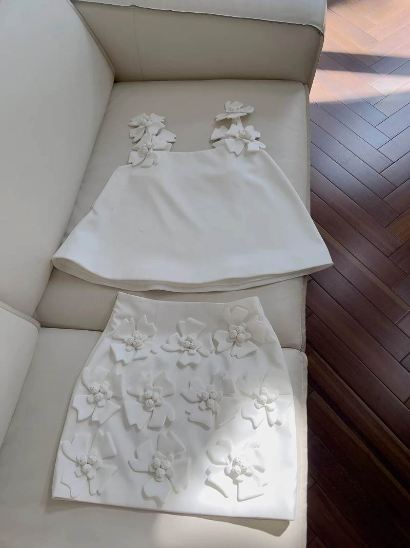 طقم أنيق مع توب قصير مزين بالدانتيل وتنورة فقاعية نصفية مع نقش زهري بارز، زي نسائي من قطعتين عصري وجذاب #4