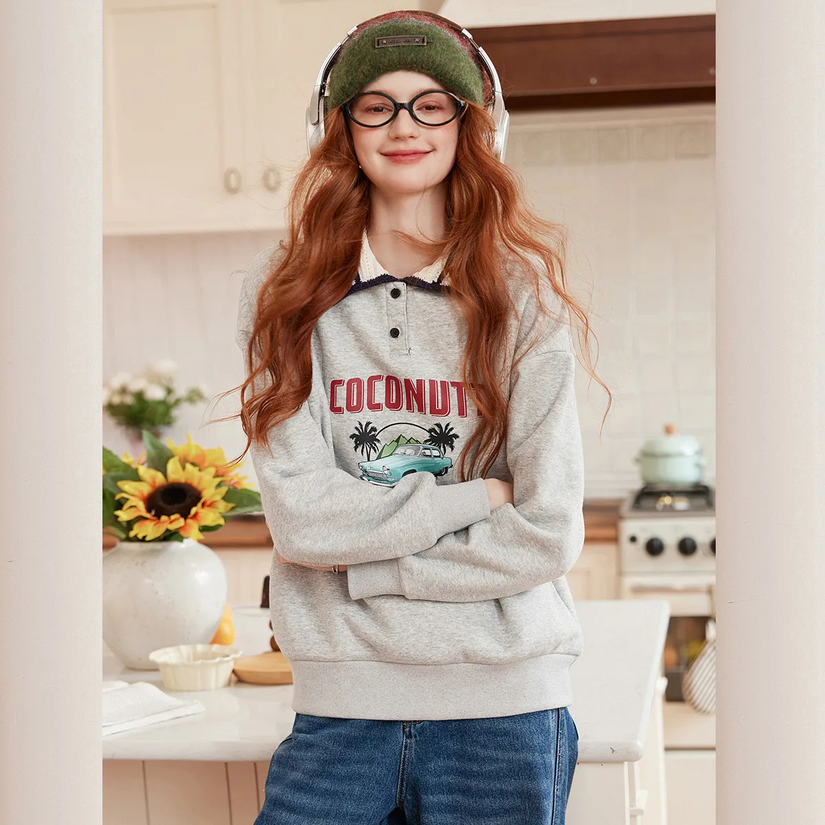 LOUIS YAO New Cartoon Letter Printed Loose Women's Sweatshirts 2025 Winter Thick Velvet Hoodie Aging Long Sleeve Tops