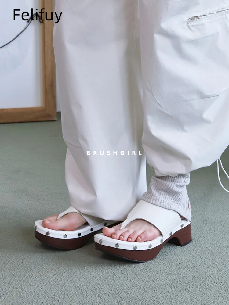 

Женские босоножки на танкетке на толстой подошве, модные шлепанцы на платформе с заклепками, женские шлепанцы из натуральной кожи, Sandalias Mujer Zapatillas