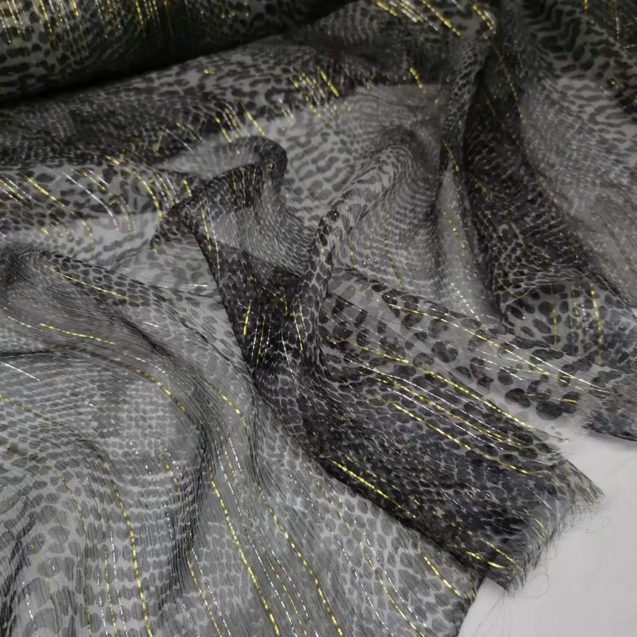 Fashion 100% Silk Georgette Fabric Soft 6mm Metallic Jacquard Lurex Dress Scarf Material