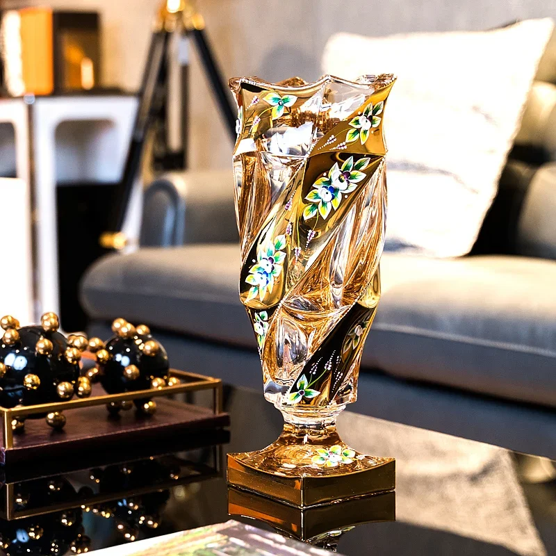 Handbemalte goldene Emaille auf Kristallglasvasen