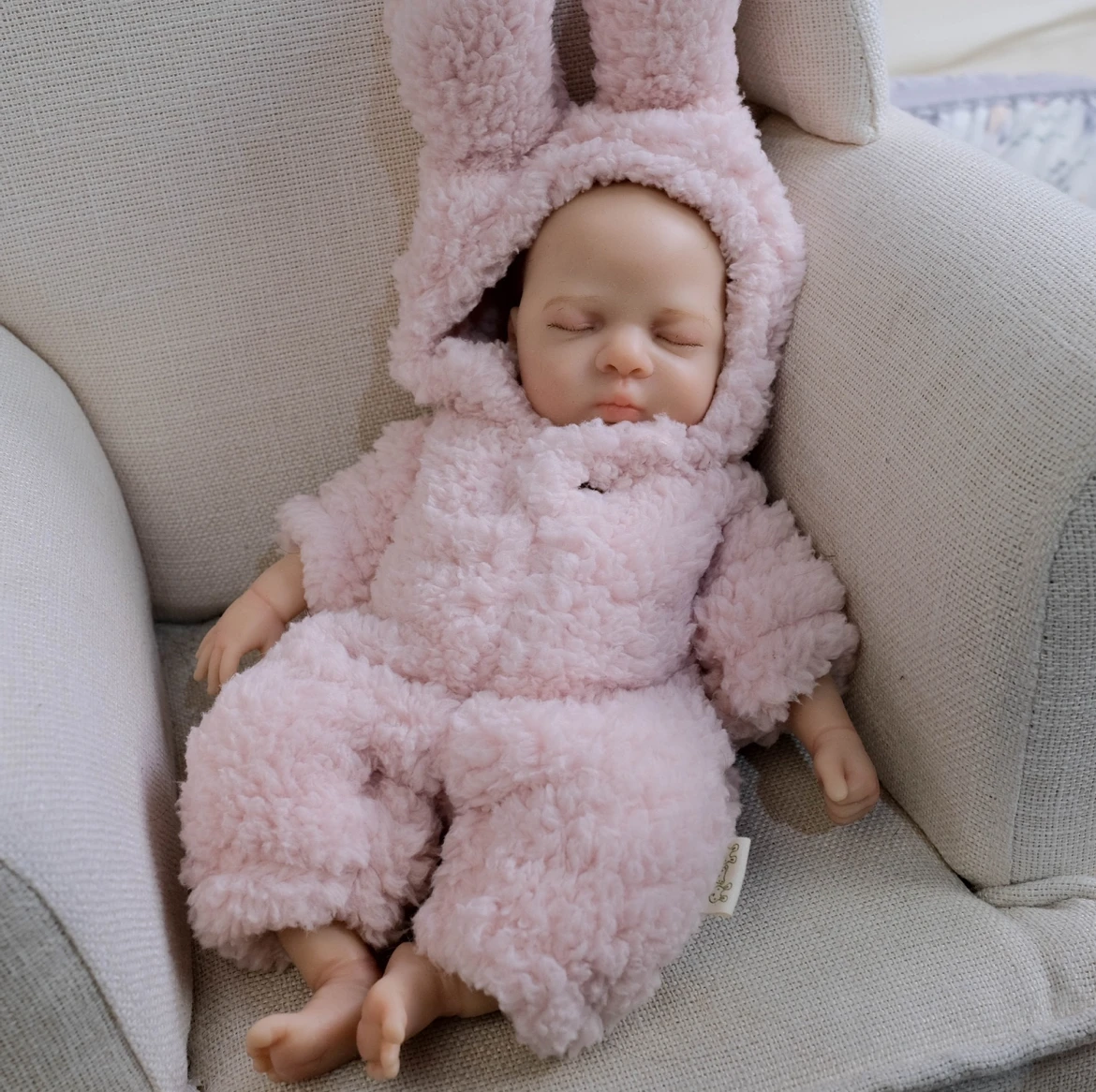 

12 Inch Realistic Reborn Baby Doll Solid Platinum Silicone Handcrafted Features Soft Skin Touch Boneca Reborn Corpo de Silicone
