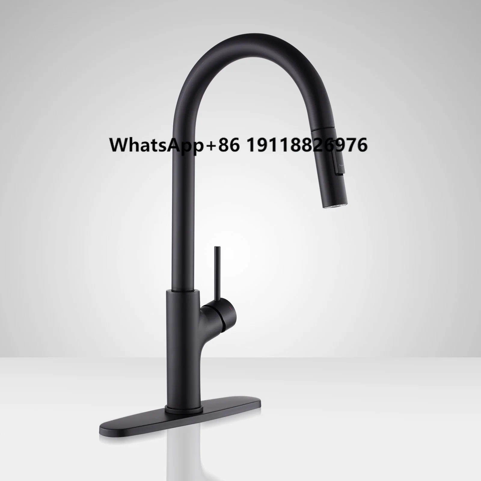 

Кухонный смеситель с выдвижным распылителем и магнитной док-станцией. Смесители для раковины с ручкой из нержавеющей стали. 1 отверстие или 3 отверстия. Двойная функция.