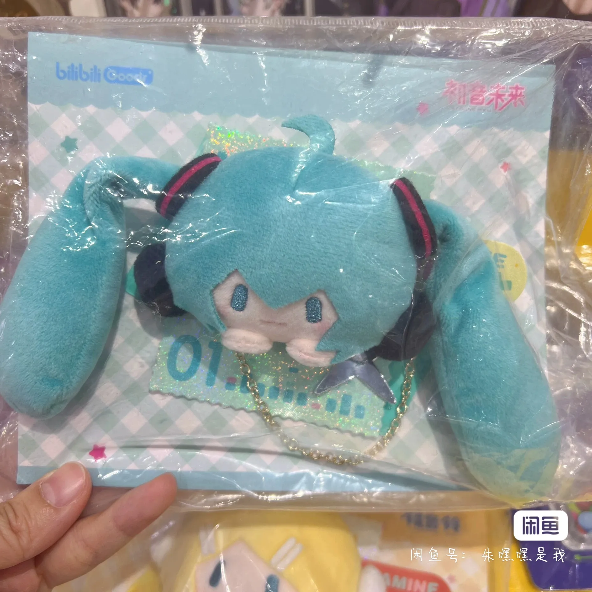 In Stock Genuine Hatsune Miku Patch Series Brooch Badge Anime Collectibles Meiko Kaito Rin Len Miku Brooch Badge Gift
