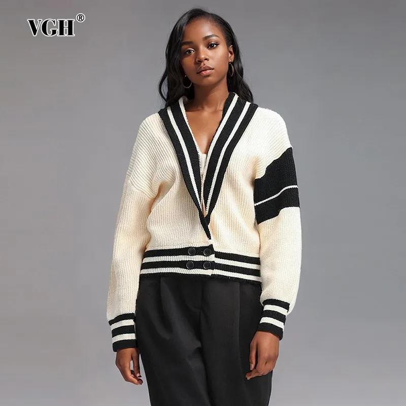 

VGH Hit Color Minimalist Knitting Coats For Women V Neck Long Sleeve Spliced Double Breasted Casual Loose Coat Female Fashion