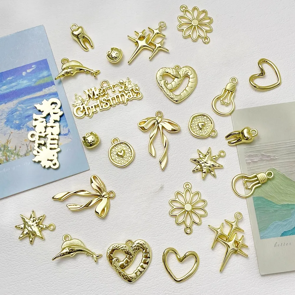 

Personalized, Simple, Smooth Lines, Heart-shaped, Multi-style Alloy Pendants, DIY Necklaces, Earrings and Accessories, Gold