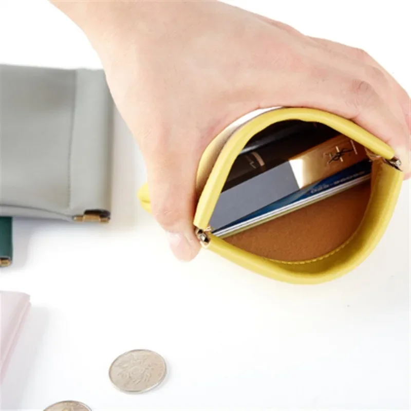 New Mini Delicate Coin Purse Solid Color Simple Portable Key Organizer PU Leather Soft Side Magnetic Buckle Lipstick Hand Bag