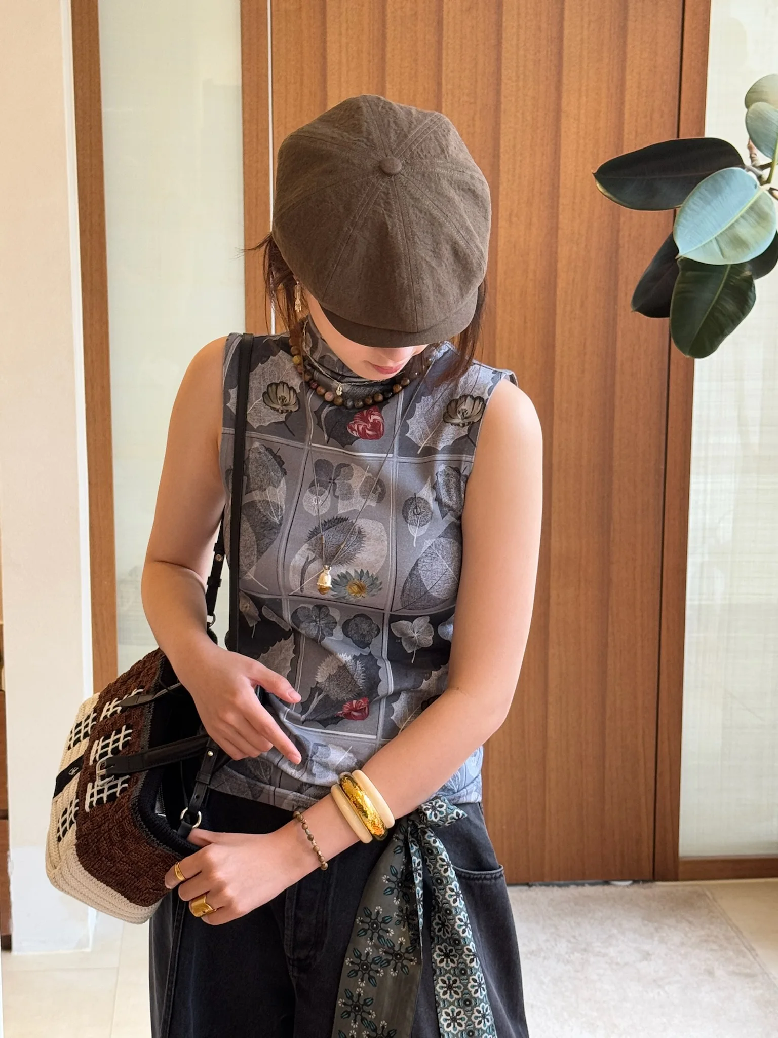 

Els High Ne Svel Printed Color Blo Illusion Top Juenan Brand Cotton Blend ort Length Faionable Women's Vest