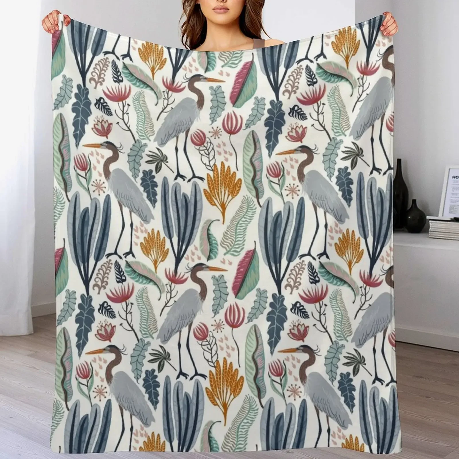 

Heron and plants Throw Blanket Ultra Soft Flannel Fleece Blanket for All Seasons