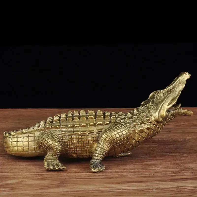 

Ingenious Old Brass bronze handmade statues Crocodile Statues