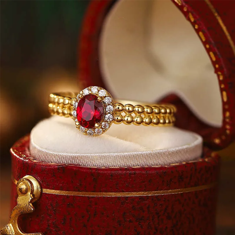 925 Silver Oval Cut Simulated Blood Diamond Ring Vintage Court Style for Women Plain Band Elegant Jewelry Accessory