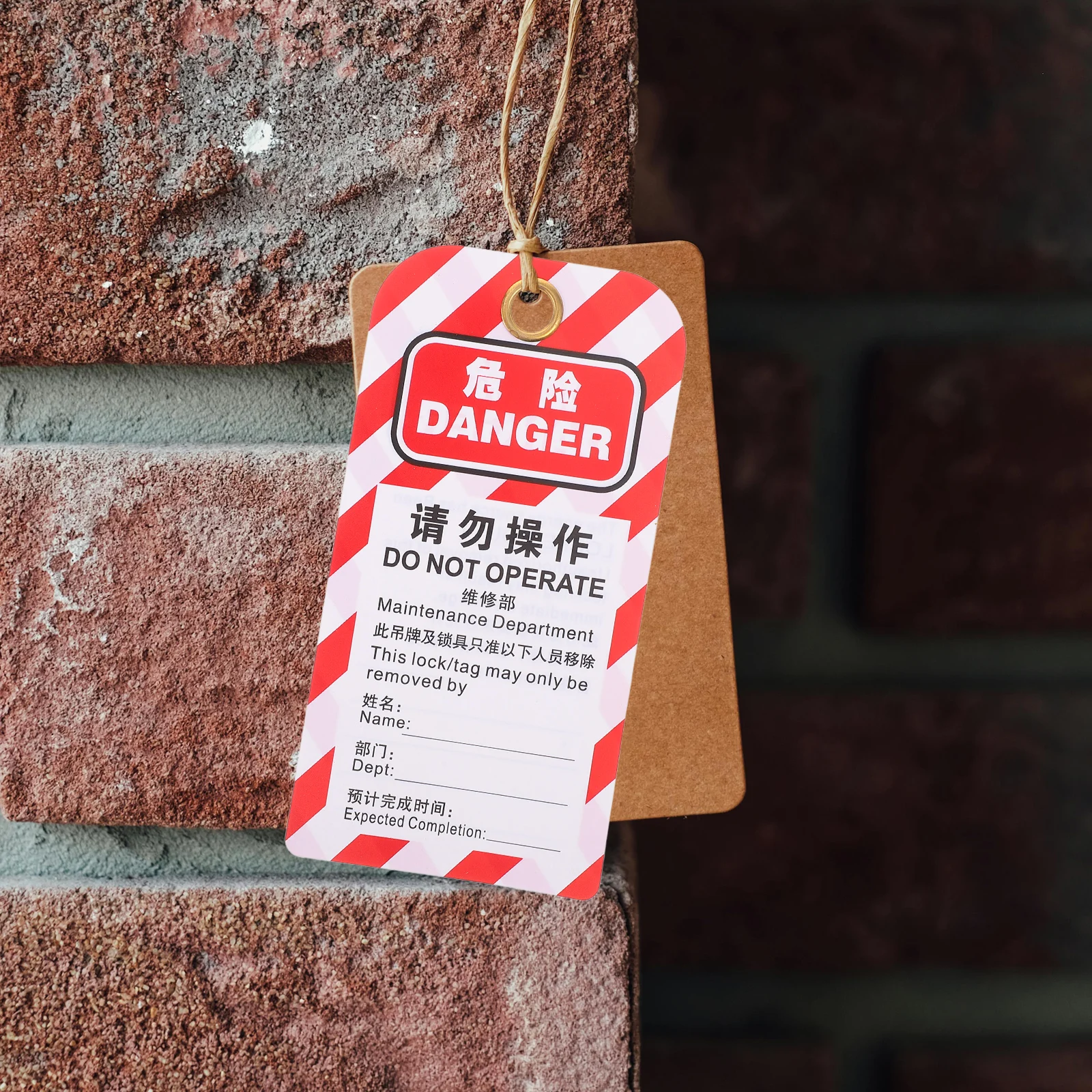 

5Pcs Safety Tags Hanging Do Not Operate Warning Lock for Industrial Equipment