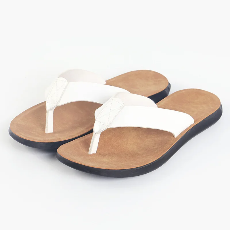 38-47 New Italian Leather Flip-flops for Men Casual Cool Beach Summer Shoes Hotel Slippers Man Light Flats Luxe Men's Shoes view 2