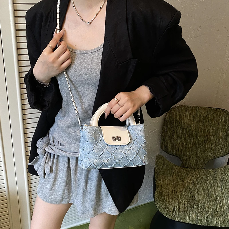 Nuevo bolso vaquero inspirado en Chanel 2025 para mujer, bolso grande de hombro tipo bandolera con cadena de lujo de nicho para mujer