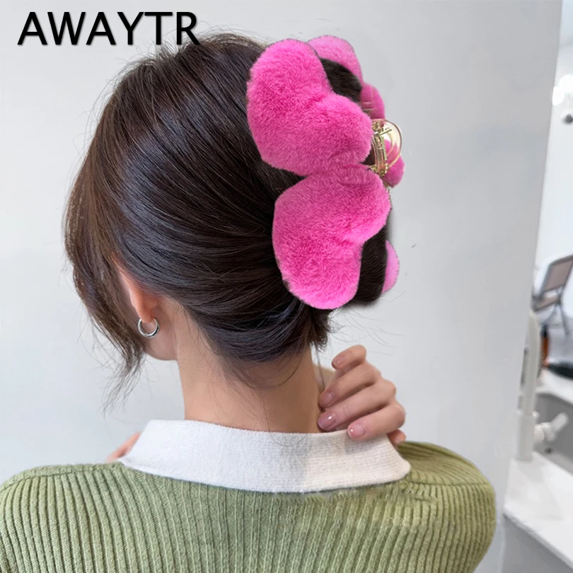 AWAYTR Winter Fluffy Plush Double Heart Hair Claw Clips Elegant Barrettes Women Girls Cute Large Non-Slip Shark Hairpins