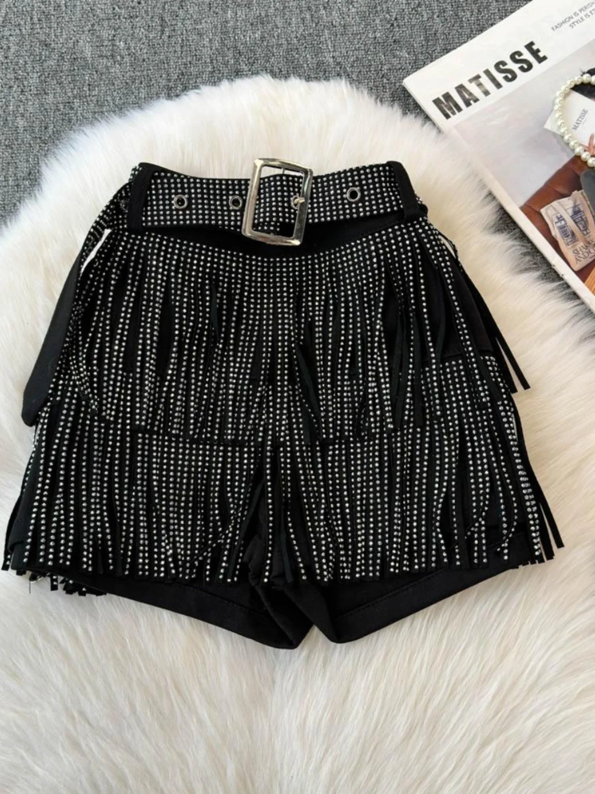 블랙 다이아몬드 스터드 프린지 반바지 한국어 버전 패션 섹시한 중반 허리 댄스 핫 바지 다목적 여성 반바지 여름 신작
