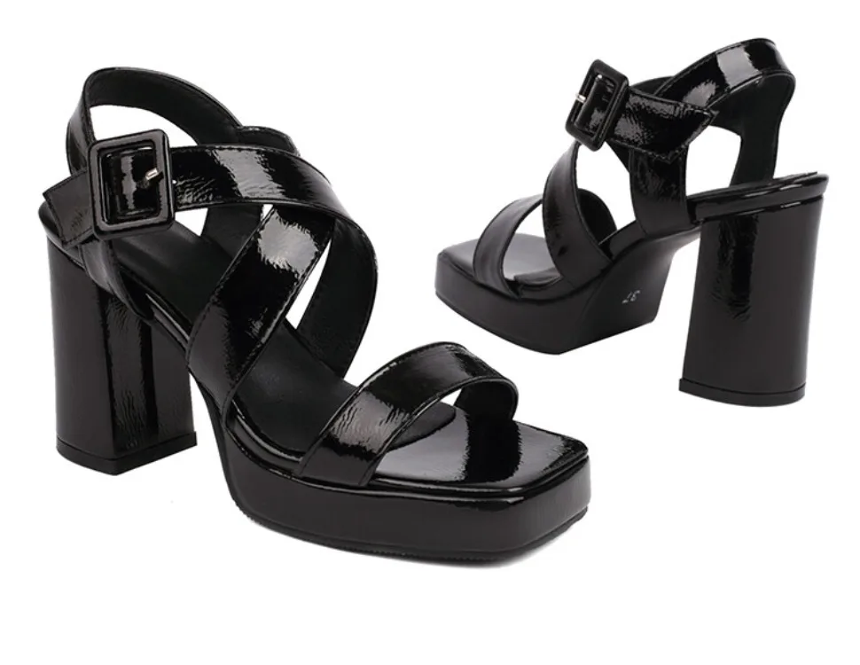 Nieuwe Vierkante Neus Dikke Hak Sandalen Met Hoge Hakken Met Comfortabel, Ademend En Minimalistisch Design