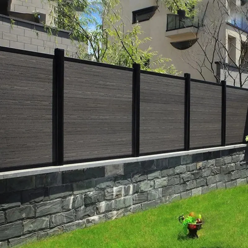 

Hot Sale Outdoor Security Fence With Customized Size And Privacy Protection For Backyard