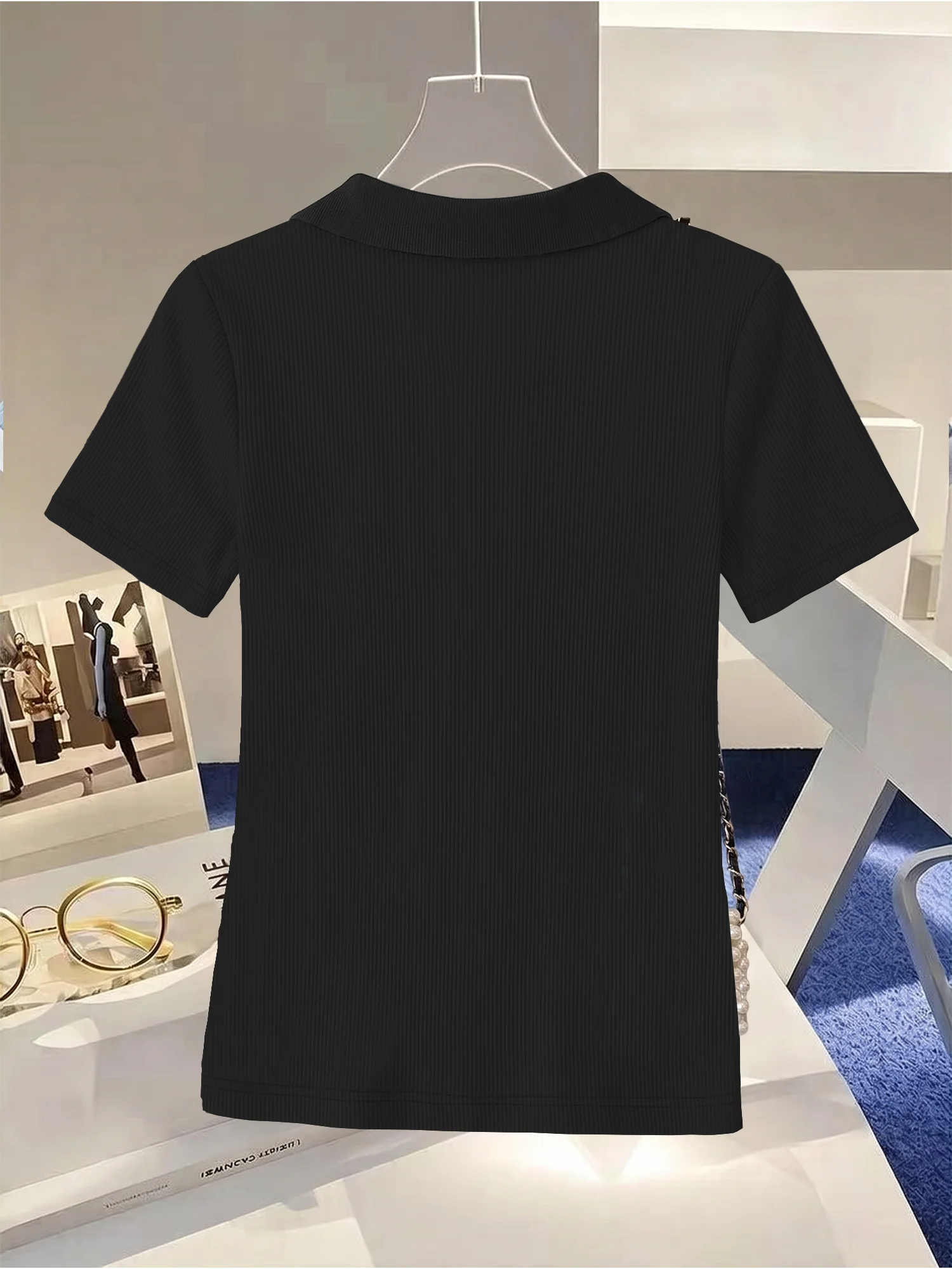 Sport-Casual Vacation Fitted Rib Blouse, V-Neck Notch Lapel Polo Shirt for Golf Courses & Lakeside Leisure Walks