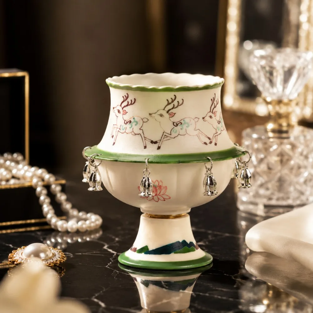New product, the reincarnated bird cup, underglaze color, hand-painted ceramic cup, hand-made rotating ornament tea set