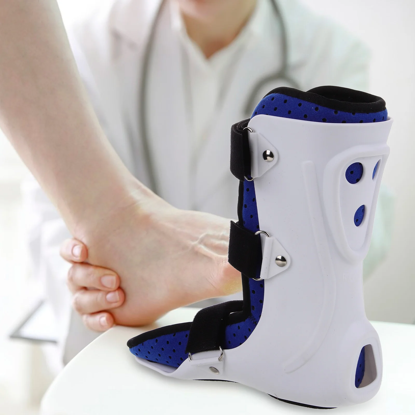 

Adjustable Ankle Brace Support for Men Women Breathable Foot Joint Protection Custom Fit Ankle Wrap for Sprained Or Injured Foot