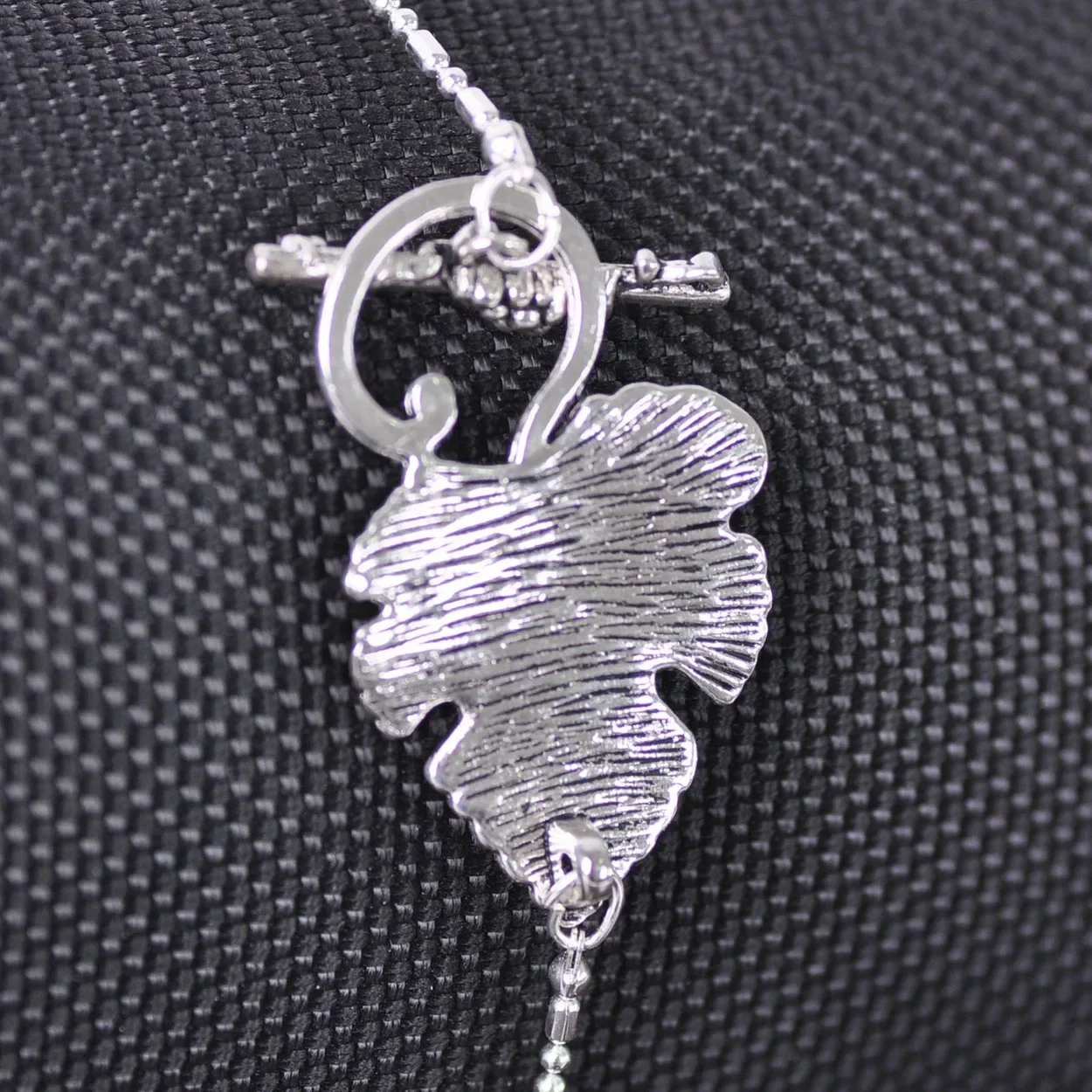 

37x23mm 5 Sets Grape Leaf Tibetan Silver Color Metal Clasps Hooks Connectors for Necklace Bracelet Jewelry Making DIY Findings