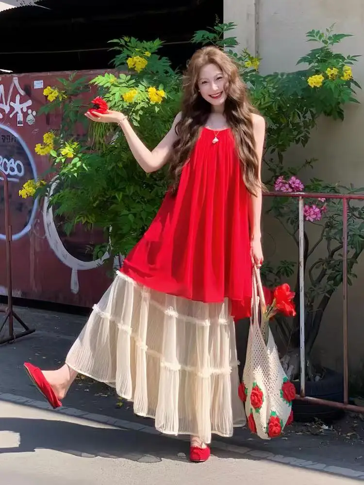 

Women Summer Red Sexy Sleeveless Backless Slip Tops And Beige High Waist Pleated Long Skirt Fashion Vacation Two-piece Set Trend