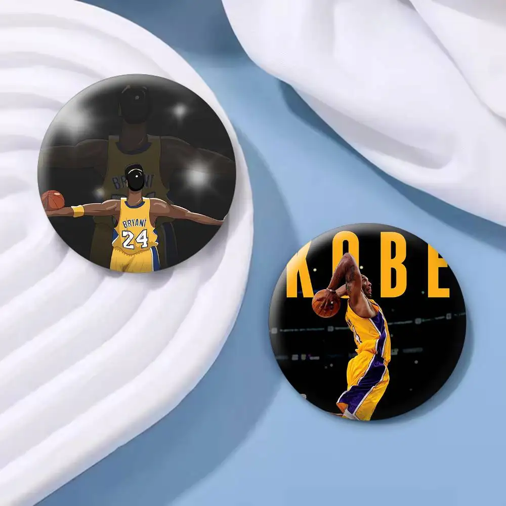 K-KOBE Champion Bryant Badges Creative Tinplate Button PinsBrooch Badge Clothes Backpack