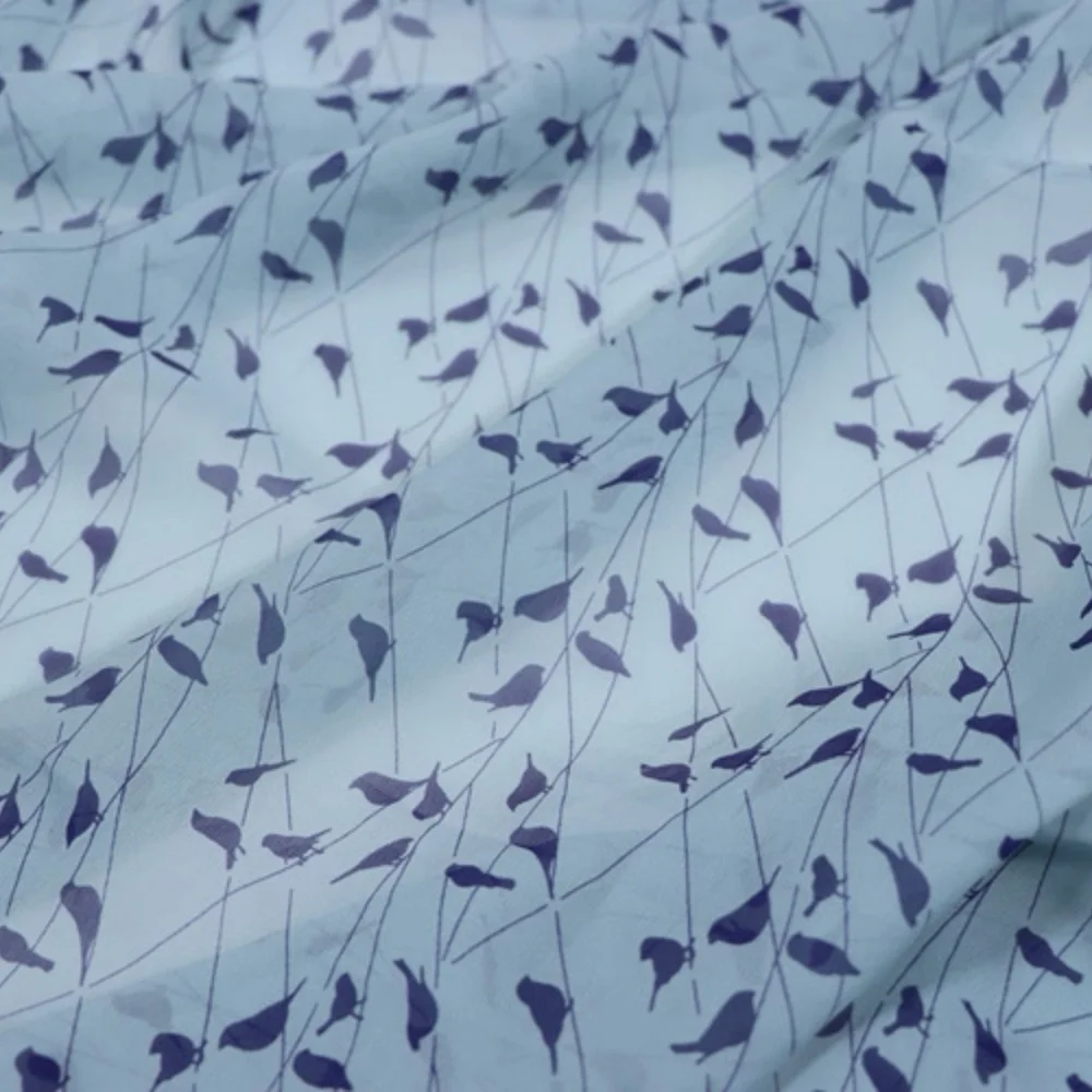 Wonderful Gorgeous Bird Digital Printing Soft Feeling Comfortable Silk Georgette Fabric for Women Girl Holiday Maxi Skirt Scarf