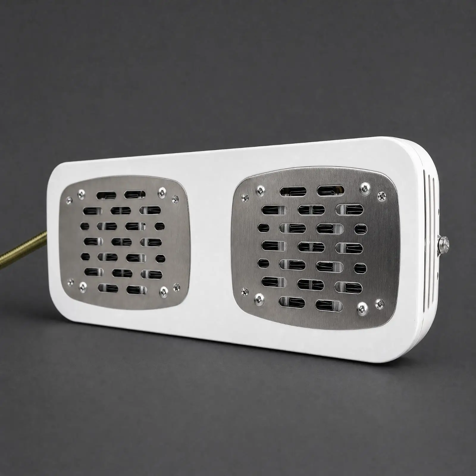 Parrot Cage Heater Lamp with Guard Grille Warm Air for Birds No Glow Night Heater Quiet Operation Bite Resistant Cord for Cozy