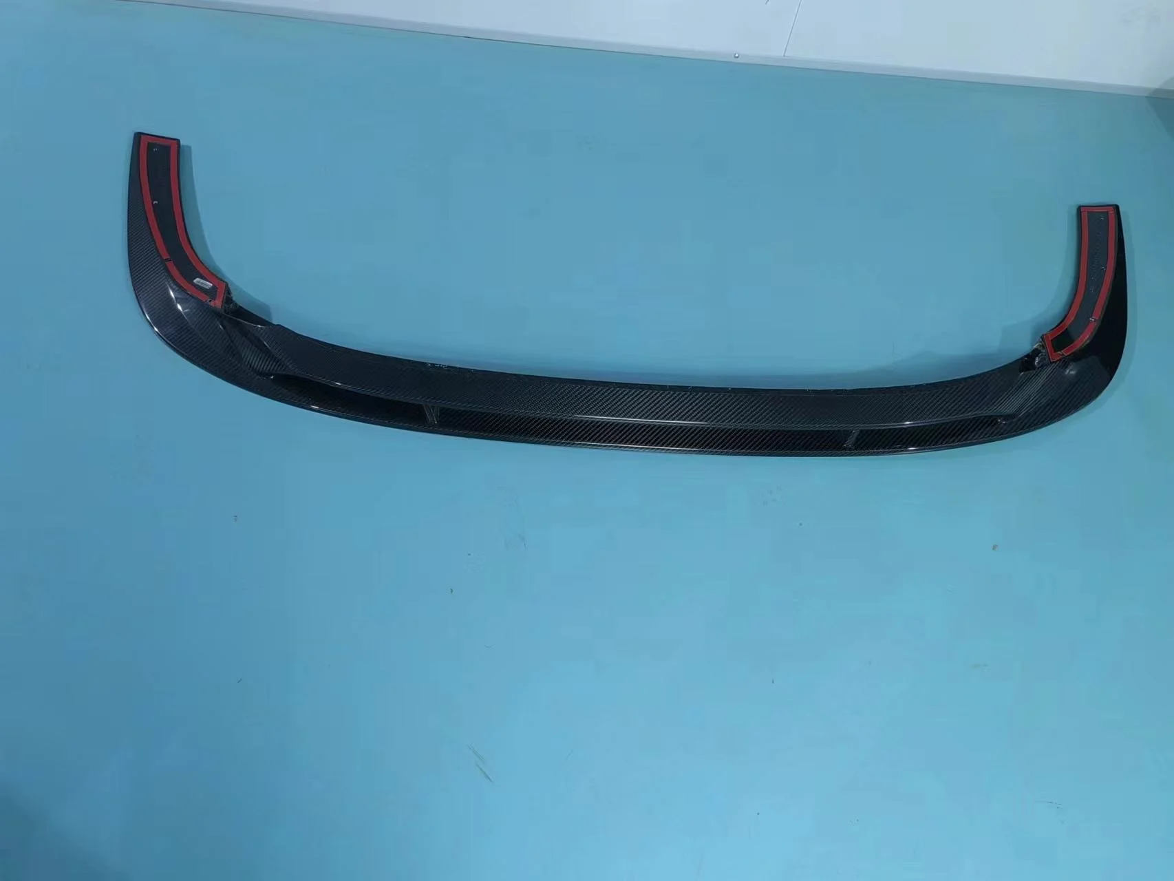 

RS3 8Y Premium Sedan 4-дверный 2021-2022 комплект кузова из углеродного волокна автомобильный передний задний диффузор