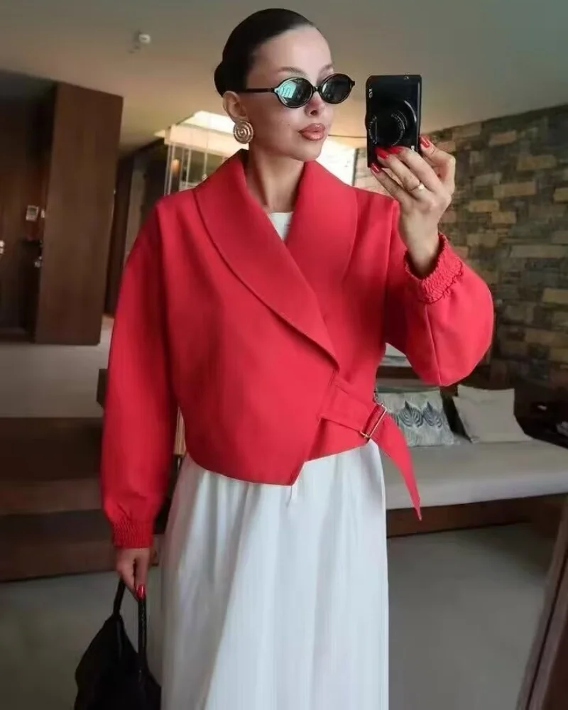 Women's short jacket 2026 autumn new European and American street style fashion solid colour lapel long sleeve short jacket